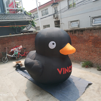巨大なカスタマイズされた膨らませられるアヒル 広告 鳥のキャラクター 膨らませられる動物 販売の様々な形でのプロモーション