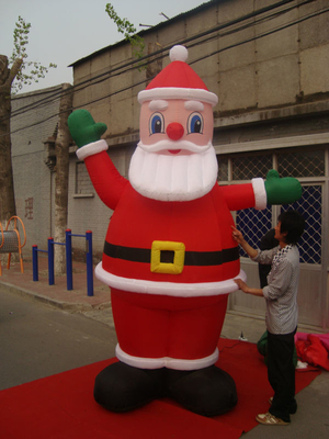 2023 巨人漫画 クリスマス 屋外充気式サンタクロース 屋外飾り